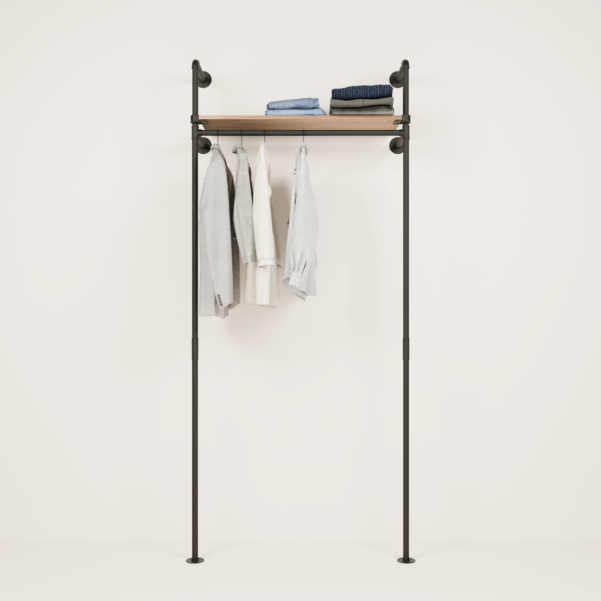 Kim Above Garderobe Industriedesign mit Holz