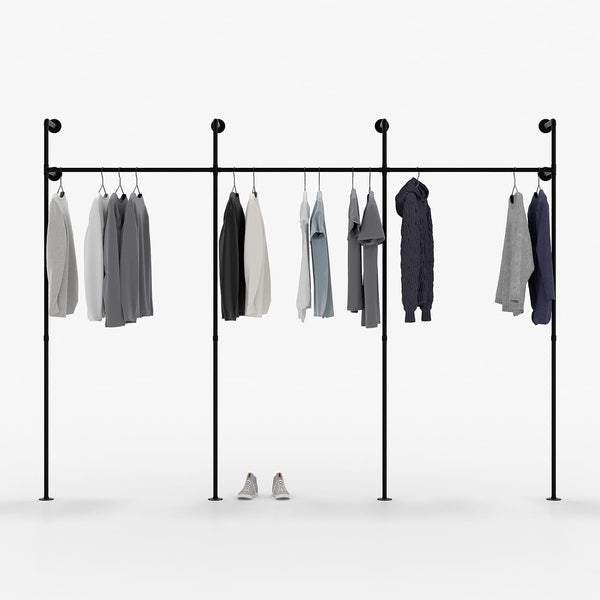 Kleiderschranksystem in schwarz aus Rohren